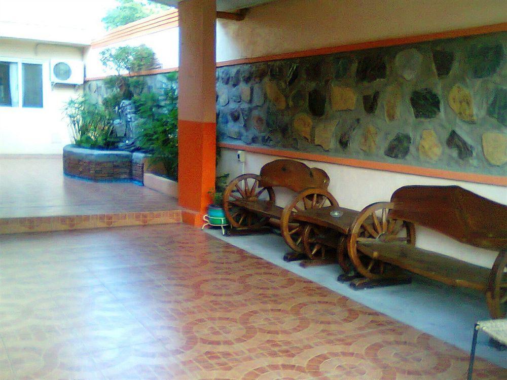 אנגלס Gani Hotel מראה חיצוני תמונה