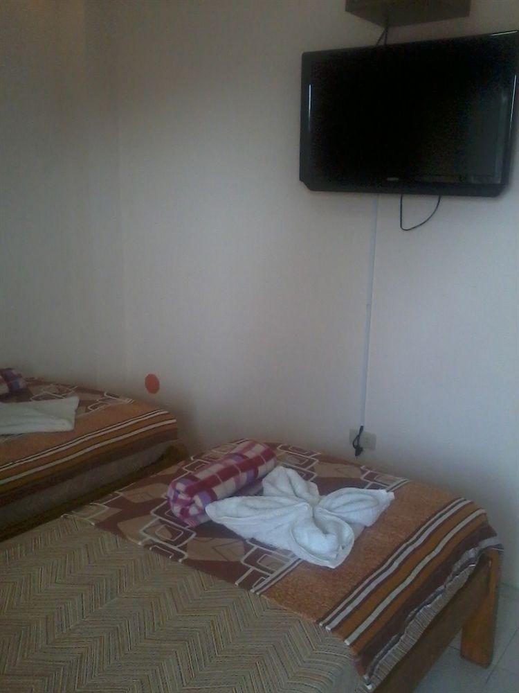 אנגלס Gani Hotel מראה חיצוני תמונה
